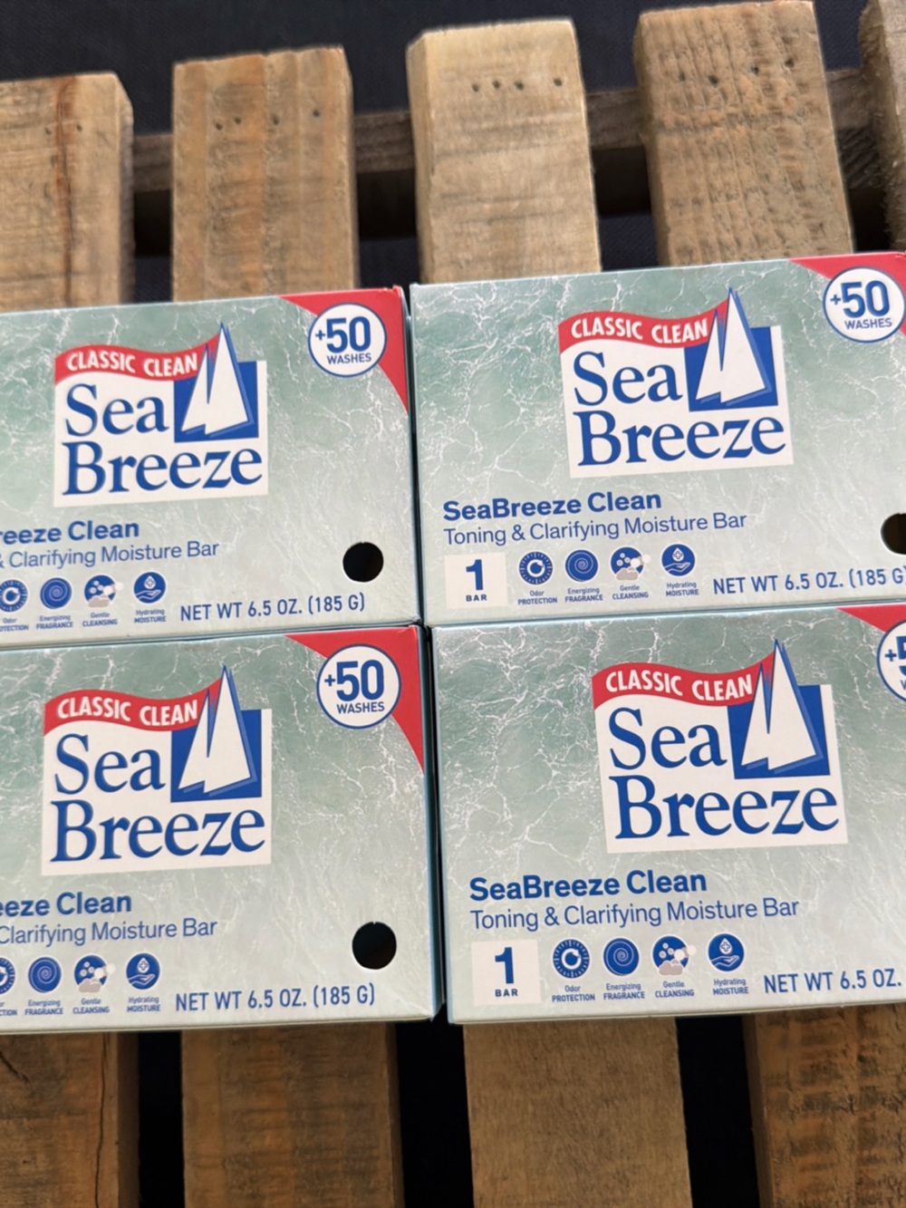Sea Breeze Classic Clean toning & clarifying Soap Bar -4 Pack)